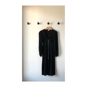 Aritzia: Wilfred Gallery Dress